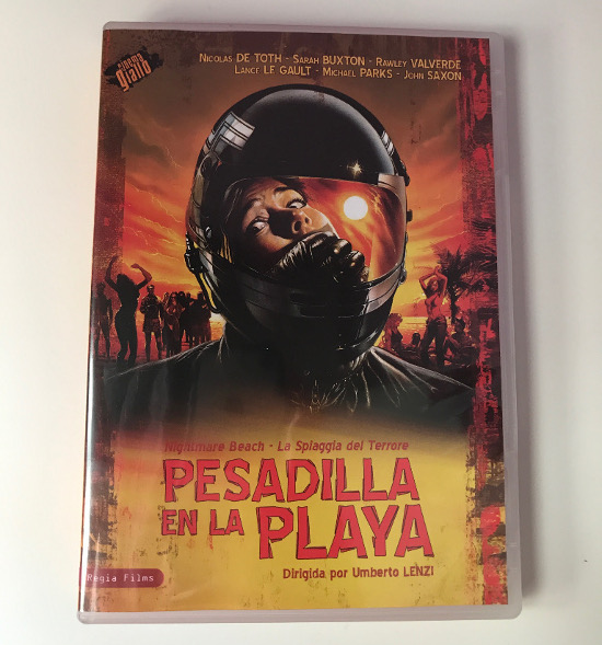 Portada del DVD Regia Films de Pesadilla en la playa