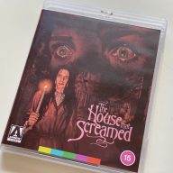 Portada del Blu-ray limitado de La residencia (The House that Screamed)